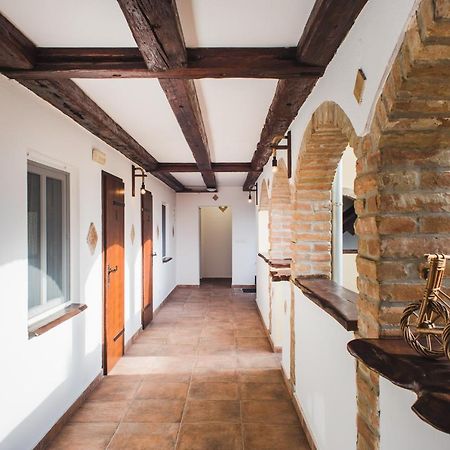Tri Mudraca Inn Karanac Екстериор снимка